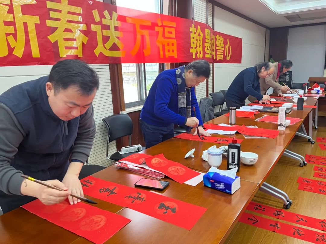 九游会app官方
广泛开展 “我们的中国梦”——送万“福”进万家文艺志愿服务活动(图11)